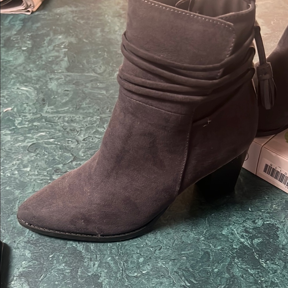 Women's Suede Ankle Boots - Charcoal